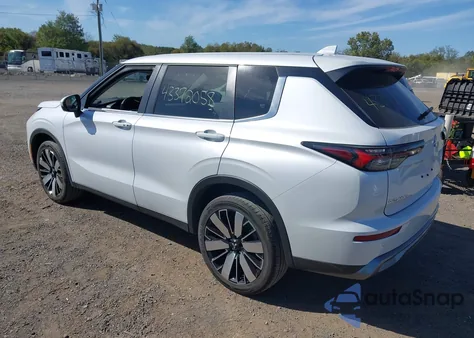 2025 Mitsubishi Outlander Se 2.5 S-Awc/Trail Edition S-Awc from USA, damaged, VIN JA4J4VA8XSZ020369